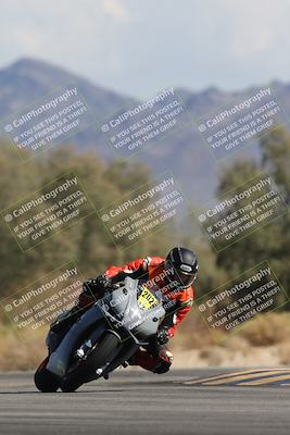 media/Oct-13-2025-Moto Forza (Mon) [[a66d839500]]/2-A Group/Session 4 Turn 7/